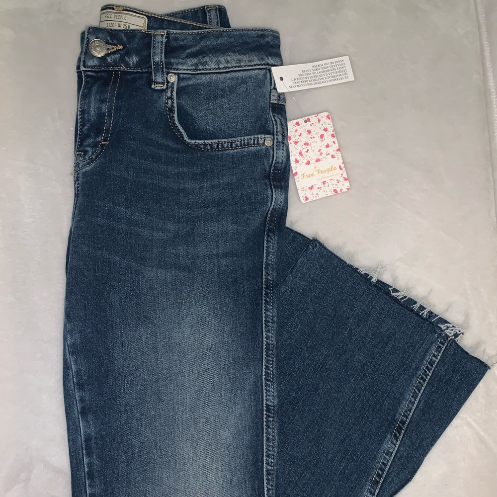 Free People Rita Crooped Flare-Leg Jeans